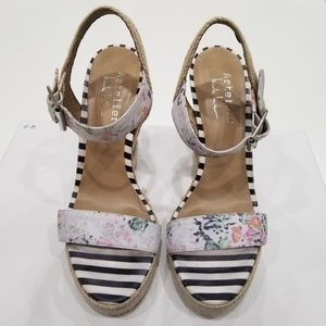 Nicole Miller Atelier Wedges "Elba" 5.5